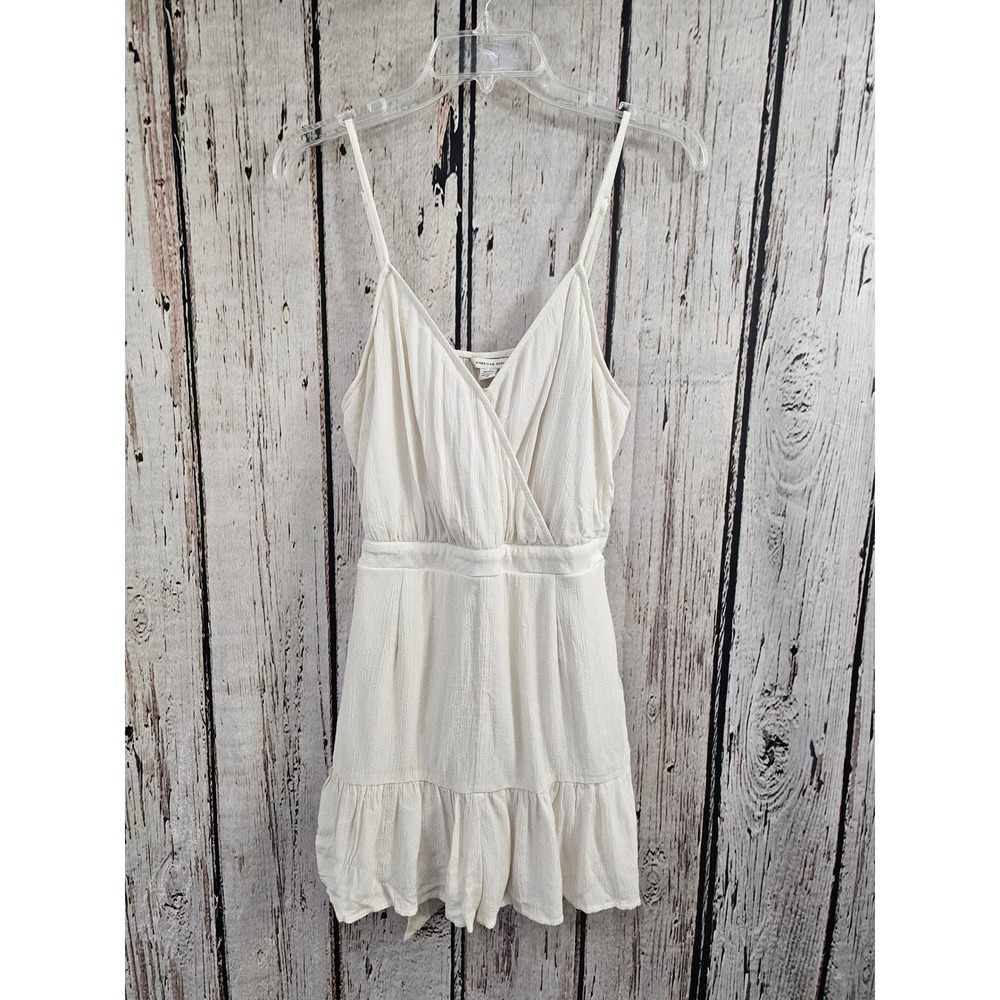 American Eagle White Textured Ruffle Hem Romper Womens‎ Medium Surplice Tie Back